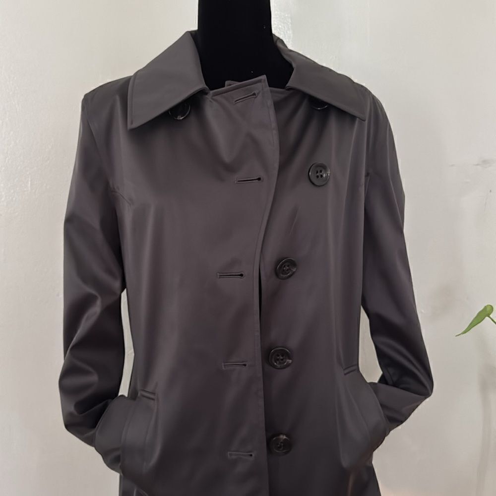 Weatherproof jacket EUC - Picture 5 of 10